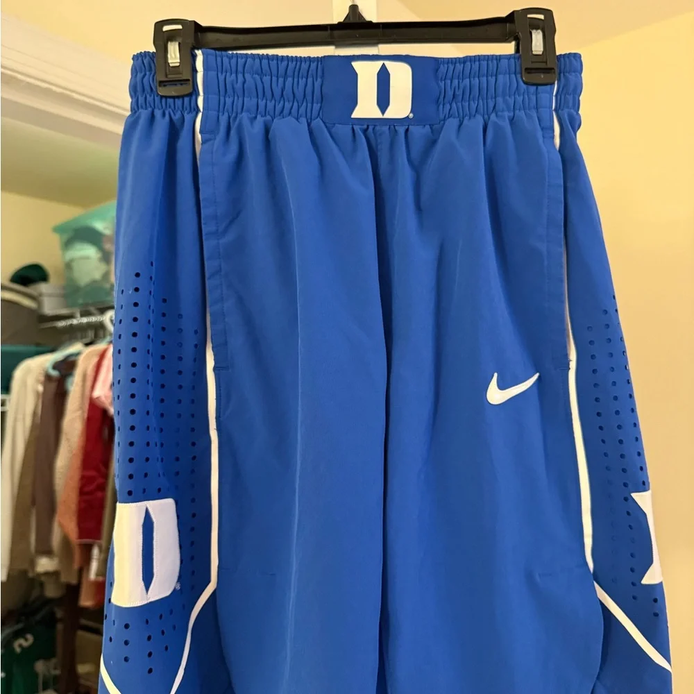 DUKE BLUE DEVILS BUNDLE - Picture 15 of 16